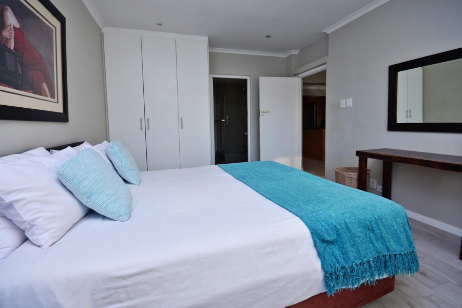 To Let 3 Bedroom Property for Rent in Sea Point Western Cape